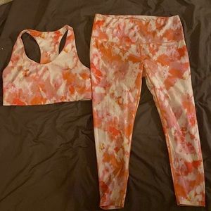 Zella top is large bottoms size XL 2 piece set like new